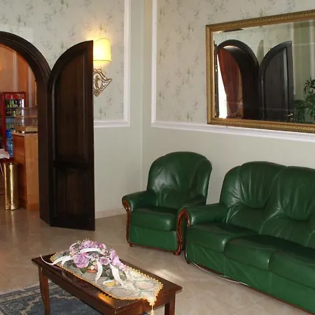 Gresi Hotel 3*